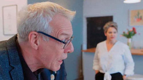 Liars and Cheats Bild 1