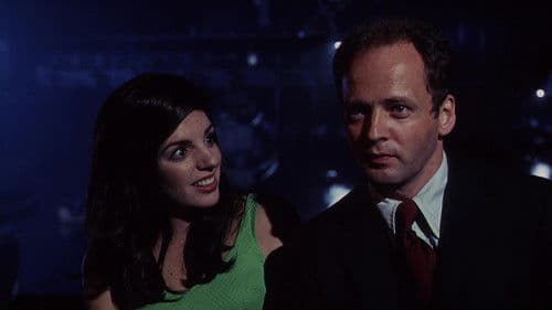 Tell Me That You Love Me, Junie Moon Bild 2