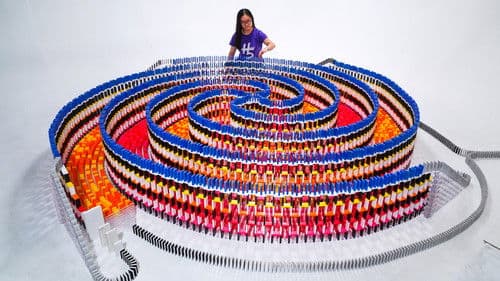 Lily Topples The World Bild 5