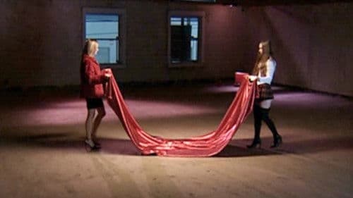 Dr. Jekyll & Mistress Hyde Bild 1