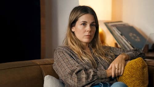 Keep This Between Us Bild 4