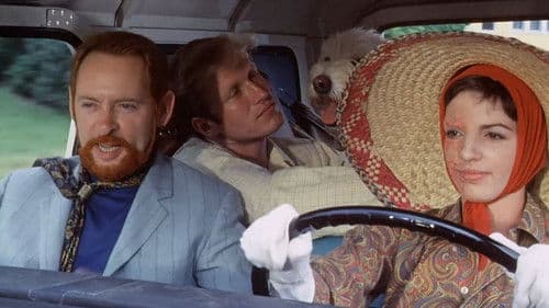 Tell Me That You Love Me, Junie Moon Bild 3