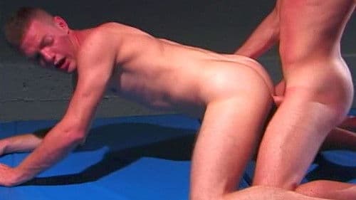 Young Barefoot Workout Bild 4