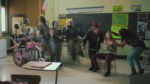 Return to... Return to Nuke 'Em High aka Vol. 2 Bild 5