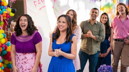 Celebrations with Lacey Chabert Bild 2