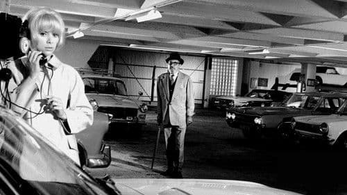 Die Blonde von Peking Bild 3