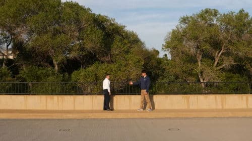 Life's Worth Living Bild 1