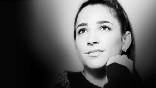 Aly Raisman: Darkness to Light Bild 2