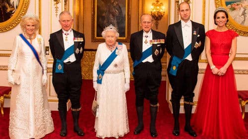 The Queen: Mother and Monarch Bild 2