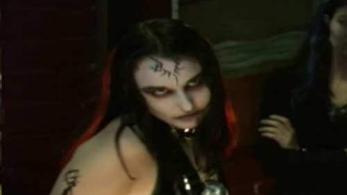 Queen of Goth Bild 3