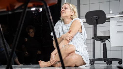 National Theatre Live: People, Places and Things Bild 1