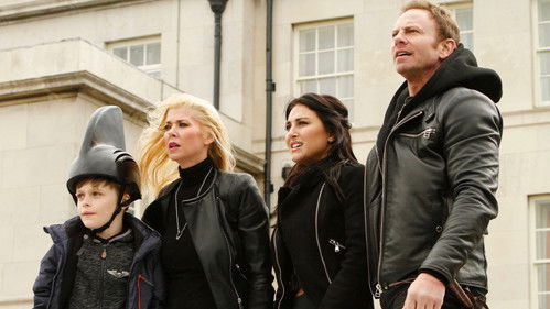 Sharknado 5: Global Swarming Bild 3