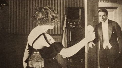 The Mystery of the Double Cross Bild 1