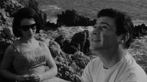 Ein Toter spielt Klavier Bild 5