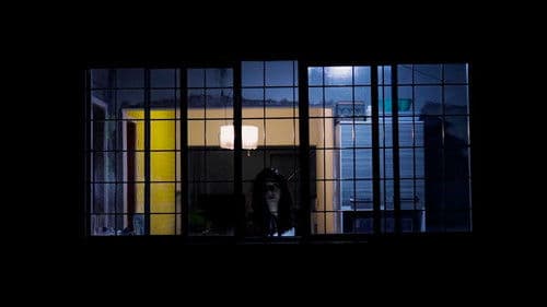 Vestido Branco com Listras Vermelhas Bild 1