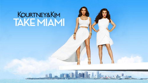 Kourtney and Khloé Take Miami Bild 8