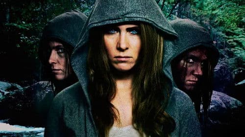 Girl in Woods Bild 1