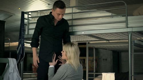 Russian Institute : Pool Party Bild 3