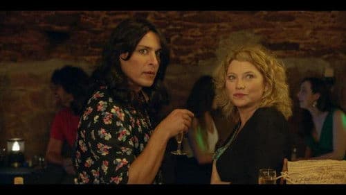 Candice Renoir - Chacun dirige l'eau vers son moulin Bild 1