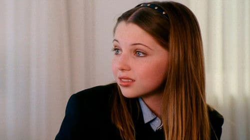 Glamour Girl im Pferdestall Bild 2