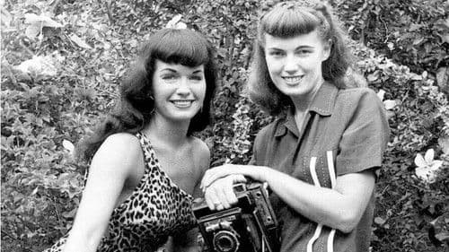 100 Girls by Bunny Yeager Bild 1