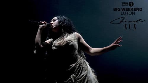 Charli XCX: Radio 1's Big Weekend Luton Bild 1