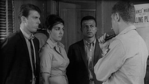 Girl on a Chain Gang Bild 4