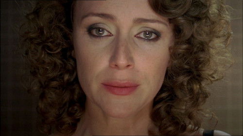 Ashes to Ashes - Zurück in die 80er Bild 8