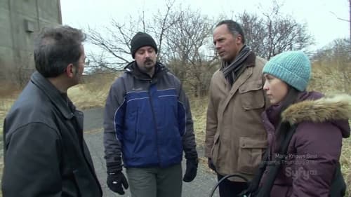 Inside Secret Government Warehouses: Shocking Revelations Bild 1