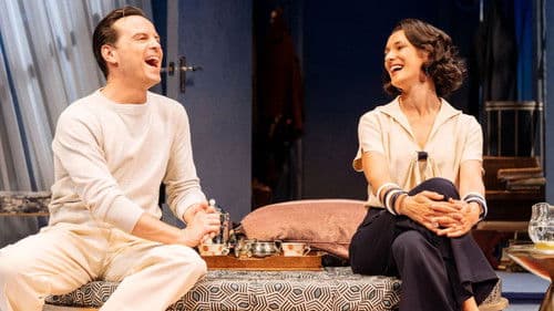 National Theatre Live: Present Laughter Bild 5