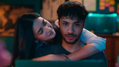 Cinta Tak Pernah Tepat Waktu Bild 1