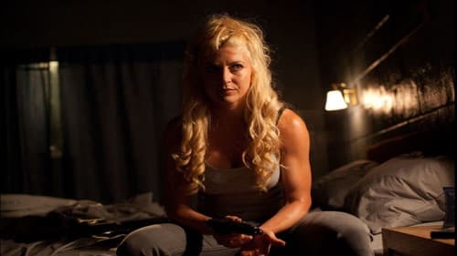 MoniKa - Eine Frau sieht rot Bild 5