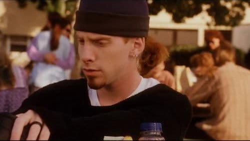 Cool! Endlich sind die Eltern weg Bild 1