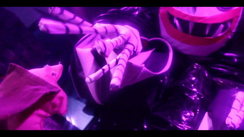 Clouds of confetti Bild 1