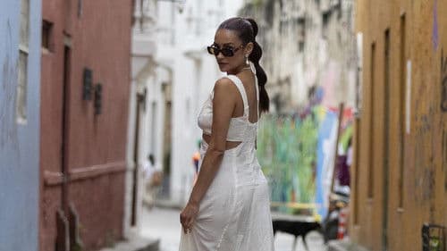 Thirst with Shay Mitchell Bild 6