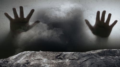 Pushed to Death Bild 1