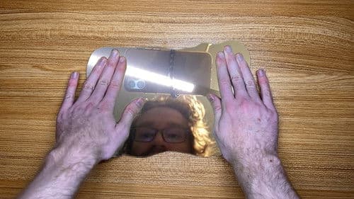 The World in Our Hands Bild 6