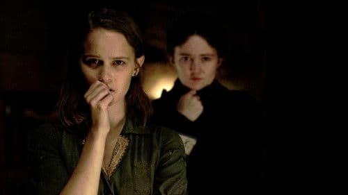 Love Gets a Room Bild 3