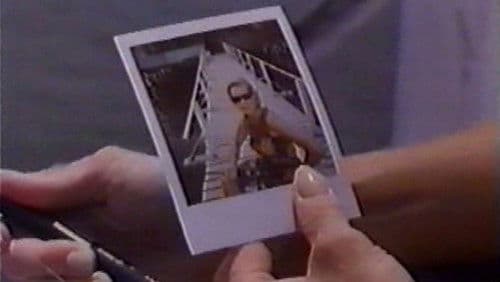 A Woman's Secret Bild 2