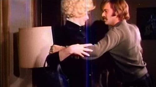 Uschi Digart: Girl Snatcher Bild 1