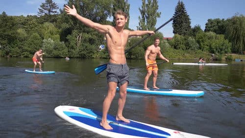 Blake Mitchell is An American in Prague Bild 3