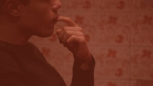 Atrás do porto tinha uma cidade Bild 1