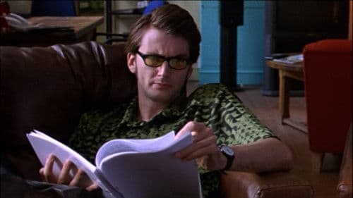 Being Considered Bild 1