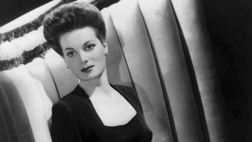 The Fallen Sparrow Bild 4