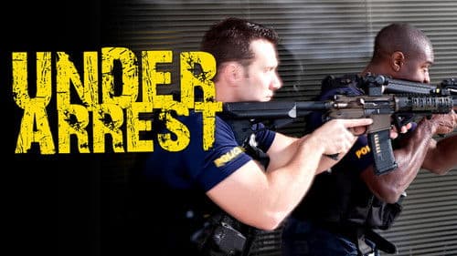 Under Arrest Bild 6