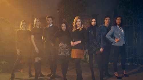 Pretty Little Liars: The Perfectionists Bild 2