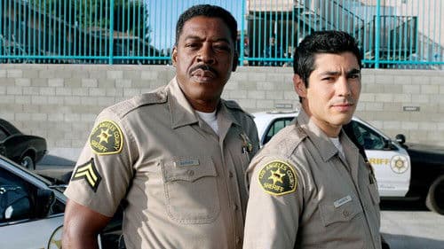 10-8: Officers on Duty Bild 3