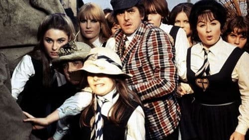 The Great St. Trinian's Train Robbery Bild 3