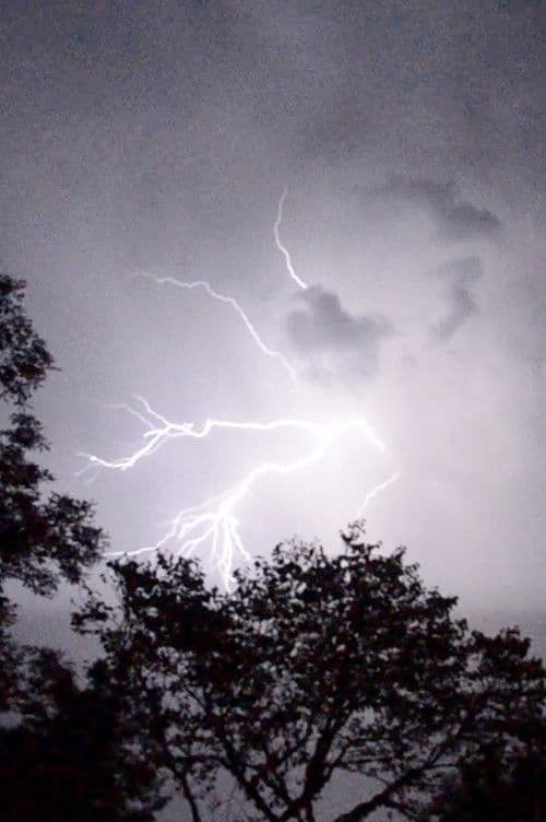 Si nous habitons un éclair