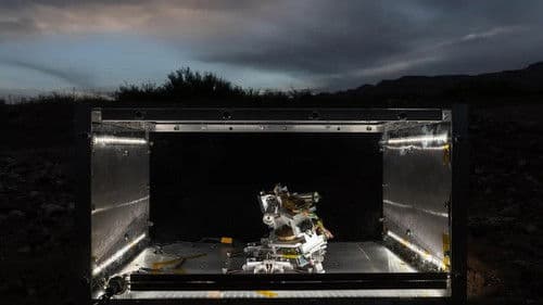 Living Distance Bild 1